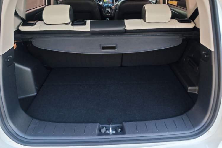 Used CHANGAN CS35 2017 1.6L Automatic Luxury Model Trunk