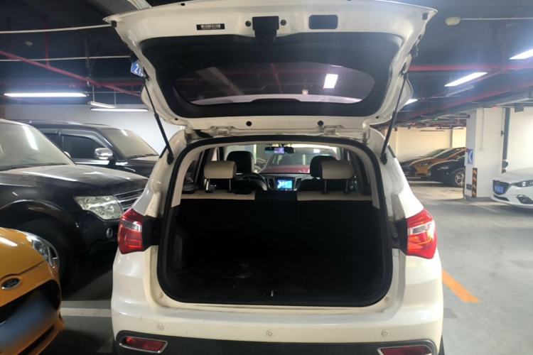 Used CHANGAN CS35 2017 1.6L Manual Luxury Model Trunk