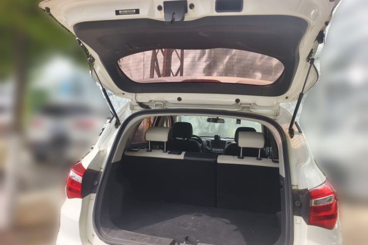 Used CHANGAN CS35 2017 1.6L Manual Luxury Model Trunk