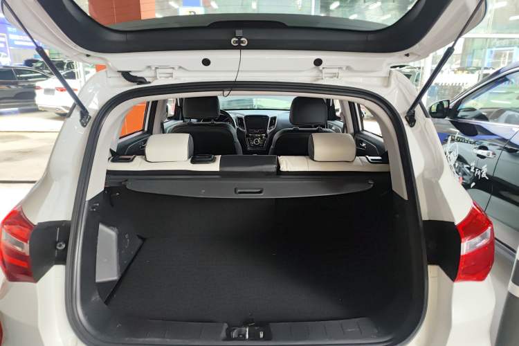 Used CHANGAN CS35 2017 1.6L Automatic Luxury Model Trunk