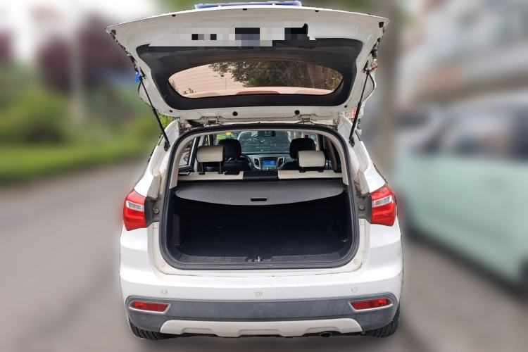 Used CHANGAN CS35 2017 1.6L Manual Luxury Model Trunk