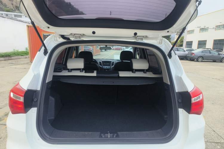 Used CHANGAN CS35 2017 1.6L Manual Luxury Model Trunk