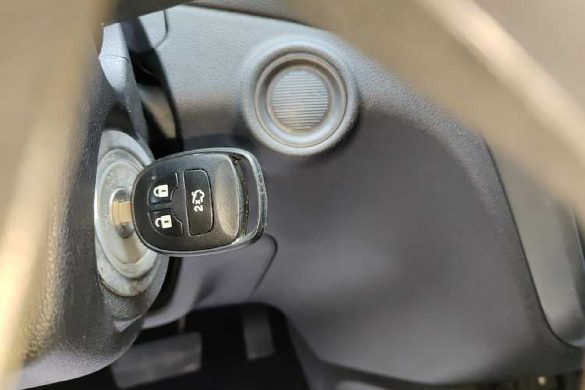Used CHANGAN CS35 2017 1.6L Automatic Luxury Model Vehicle Key