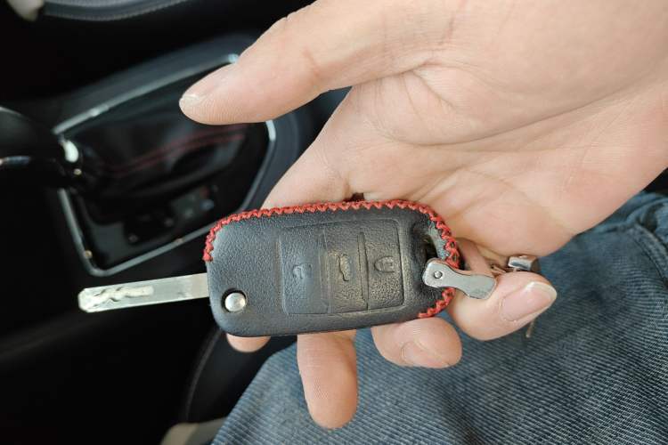 Used CHANGAN CS35 2017 1.6L Automatic Luxury Model Vehicle Key
