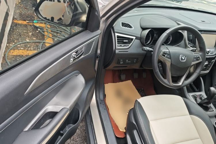 Used CHANGAN CS35 2017 1.6L Manual Luxury Model Driver Seat