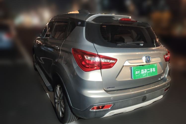 Used CHANGAN CS35 2017 1.6L Manual Luxury Model Exterior 3