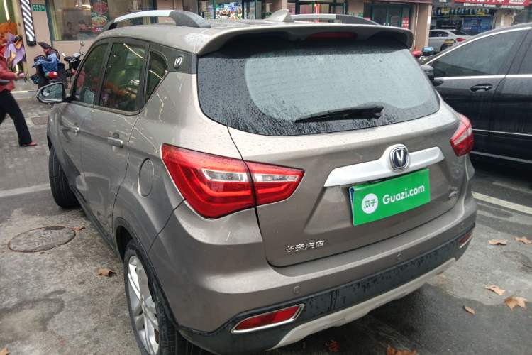 Used CHANGAN CS35 2017 1.6L Automatic Luxury Model Exterior 3