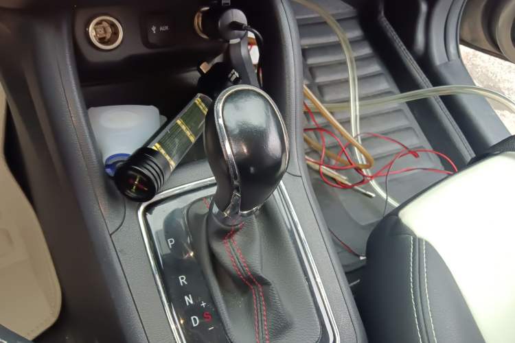 Used CHANGAN CS35 2017 1.6L Automatic Luxury Model Gear Lever