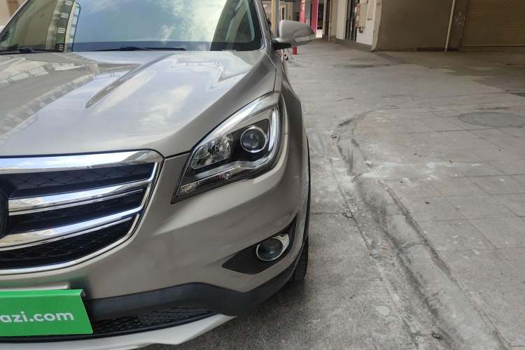 Used CHANGAN CS35 2017 1.6L Manual Luxury Model Left Front Headlight