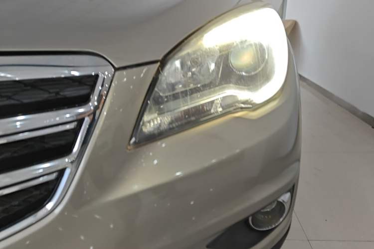 Used CHANGAN CS35 2017 1.6L Automatic Luxury Model Left Front Headlight