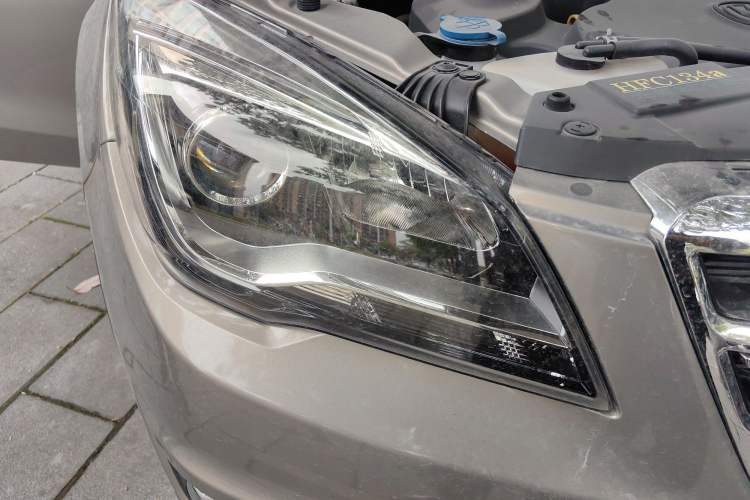 Used CHANGAN CS35 2017 1.6L Manual Luxury Model Right Front Headlight