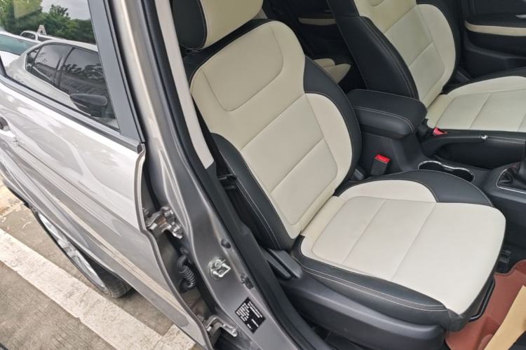 Used CHANGAN CS35 2017 1.6L Manual Luxury Model Right Front Seat
