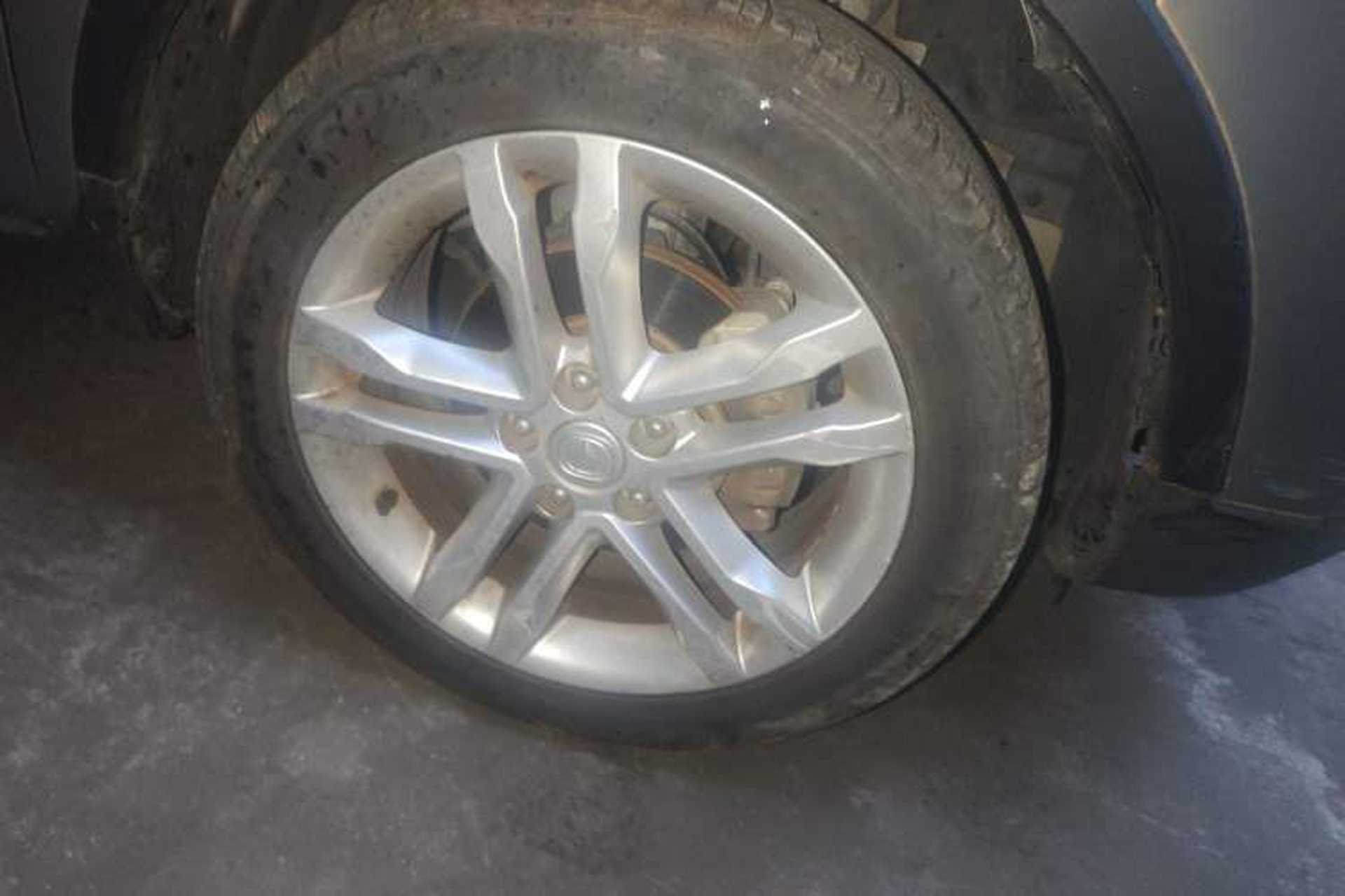 Used CHANGAN CS35 2017 1.6L Manual Luxury Model Right Front Wheel Hub
