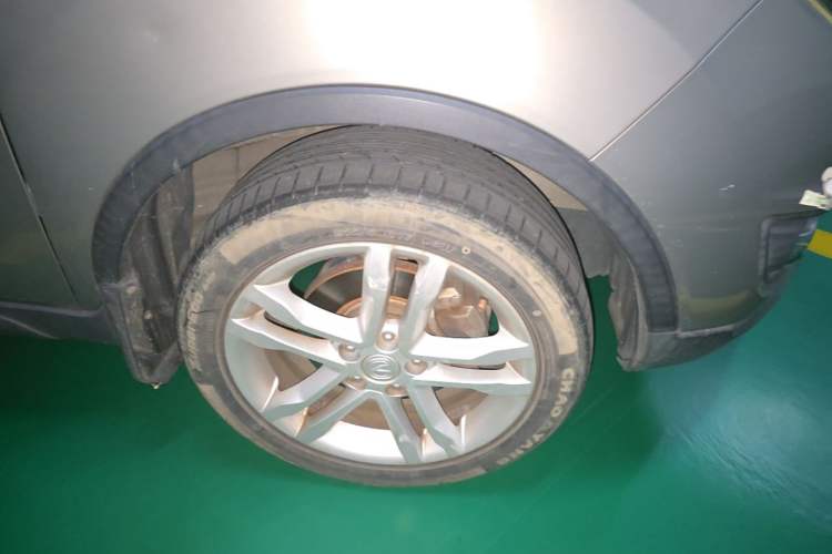 Used CHANGAN CS35 2017 1.6L Automatic Luxury Model Right Front Wheel Hub