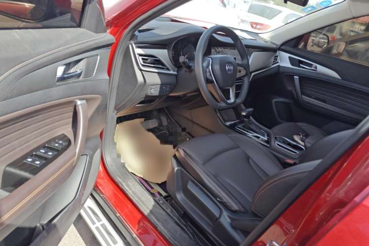 Used CHANGAN CS35PLUS 2018 1.6L Automatic Changlian Edition China V Standard Interior 2