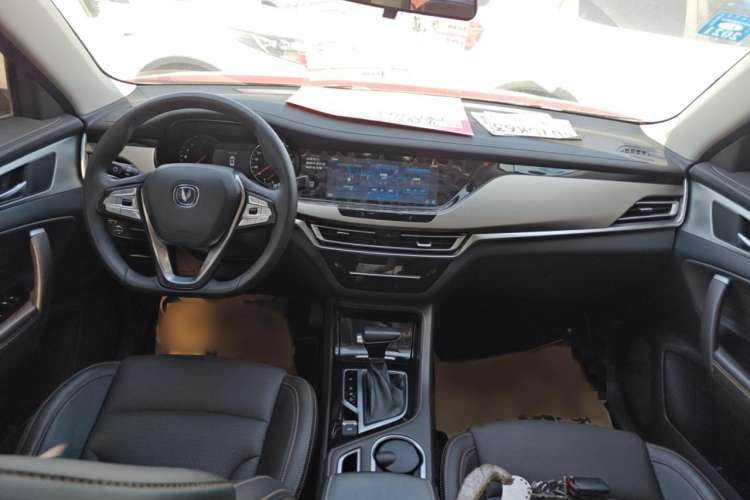 Used CHANGAN CS35PLUS 2018 1.6L Automatic Changlian Edition China V Standard Interior 3