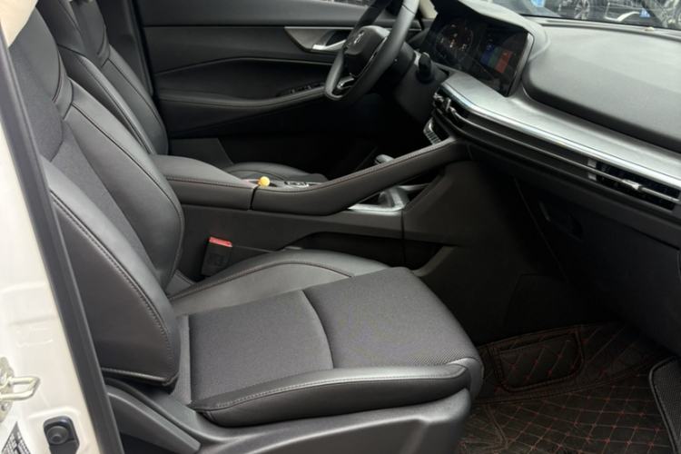 Used CHANGAN CS35PLUS 2023 Enjoy Edition 1.4T DCT Luxury Model Interior 6