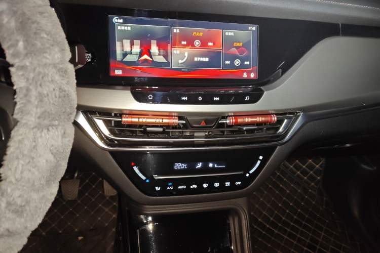 Used CHANGAN CS35PLUS 2018 1.6L Manual Changlian Edition China V Standard Audio And AC Panel