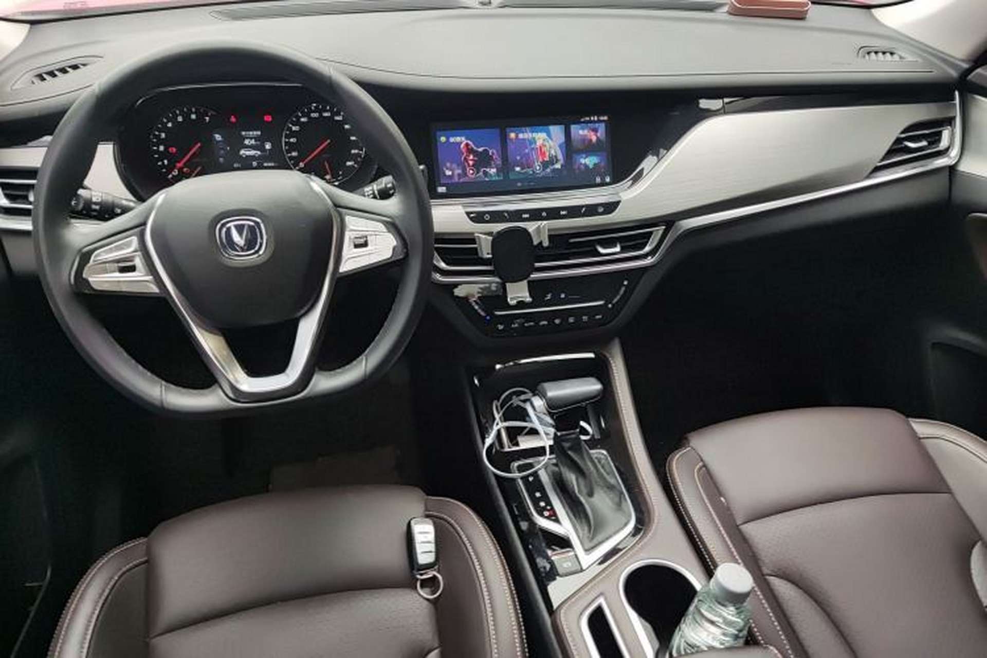 Used CHANGAN CS35PLUS 2018 1.6L Automatic Changlian Edition China V Standard Center Console