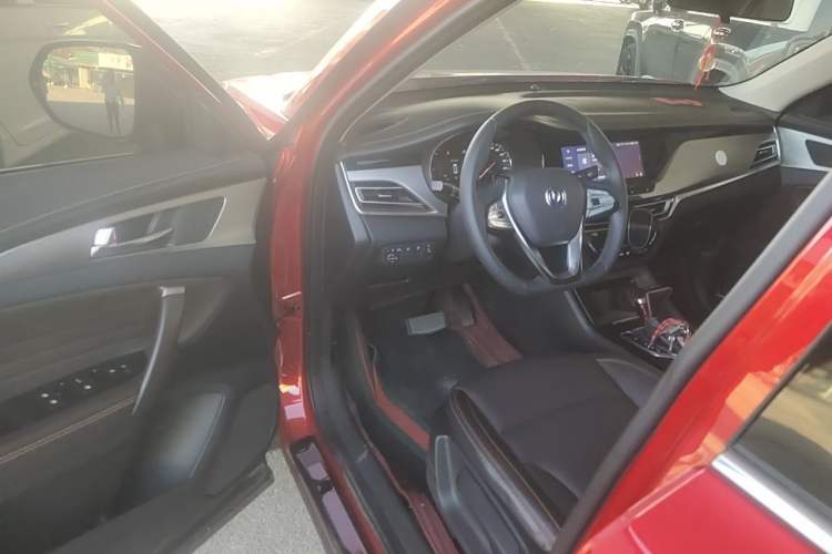 Used CHANGAN CS35PLUS 2018 1.6L Automatic Coolline Version China V Standard Driver Seat