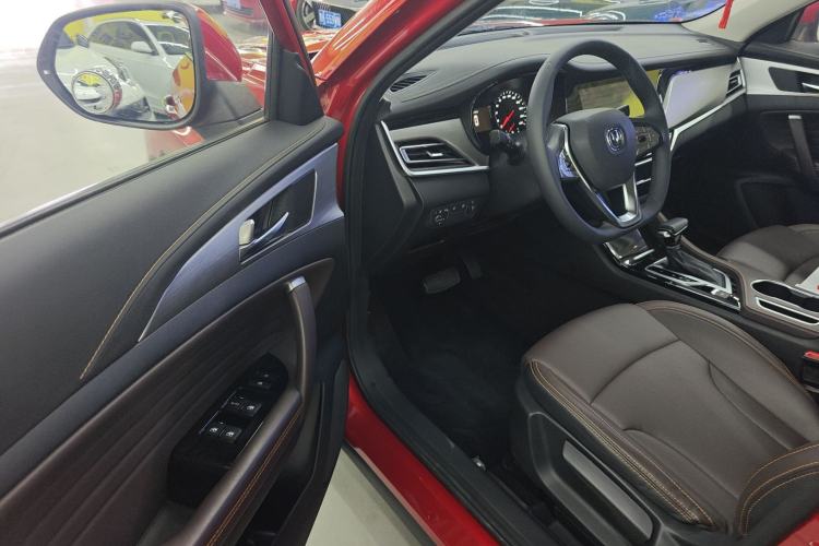 Used CHANGAN CS35PLUS 2018 1.6L Automatic Coolline Version China V Standard Driver Seat