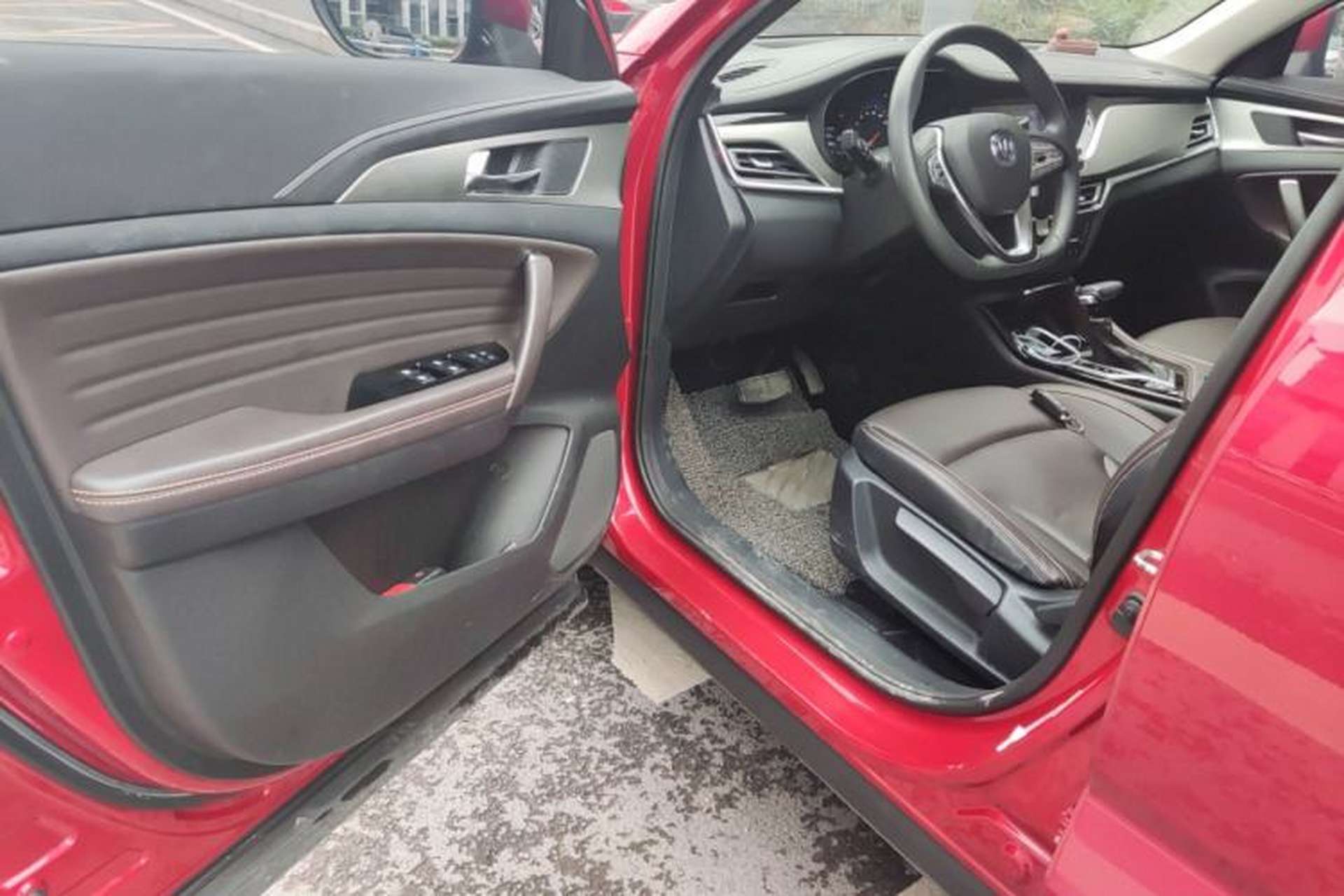 Used CHANGAN CS35PLUS 2018 1.6L Automatic Changlian Edition China V Standard Driver Seat