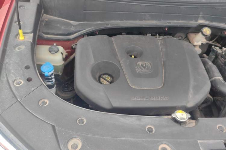 Used CHANGAN CS35PLUS 2018 1.6L Manual Cool Edition China V Standard Engine Bay Right