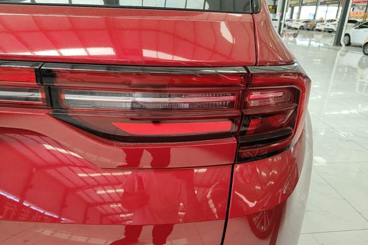 Used CHANGAN CS35PLUS 2018 1.6L Manual Cool Edition China V Standard Exterior 3
