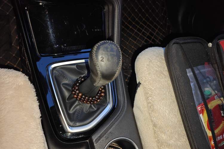 Used CHANGAN CS35PLUS 2018 1.6L Manual Changlian Edition China V Standard Gear Lever