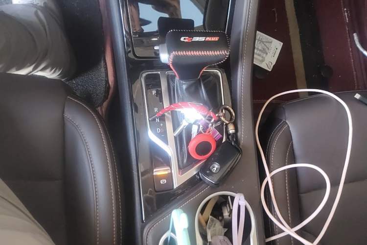 Used CHANGAN CS35PLUS 2018 1.6L Automatic Coolline Version China V Standard Gear Lever