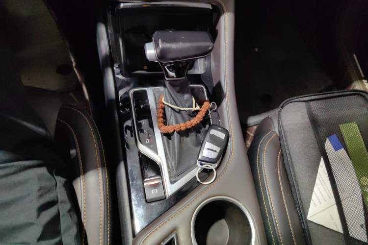 Used CHANGAN CS35PLUS 2018 1.6L Automatic Changlian Edition China V Standard Gear Lever