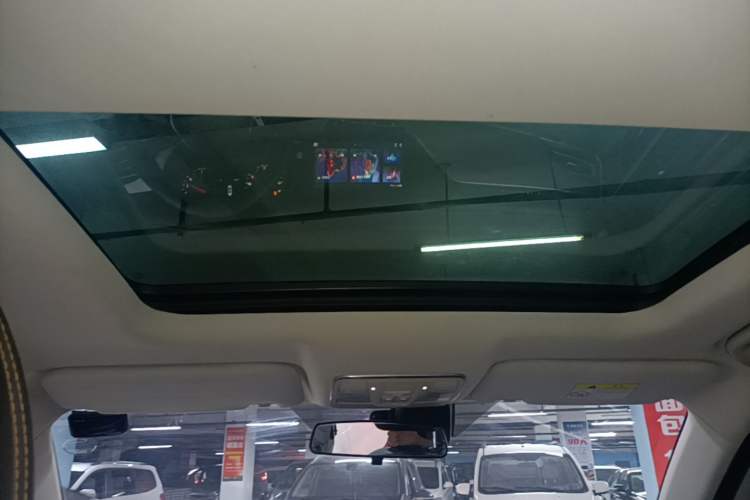 Used CHANGAN CS35PLUS 2018 1.6L Manual Smart Connect Version China V Standard Headliner