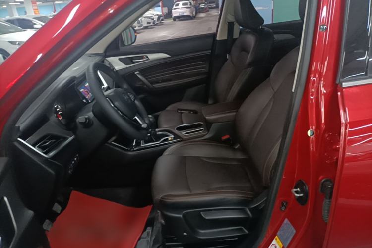 Used CHANGAN CS35PLUS 2018 1.6L Manual Smart Connect Version China V Standard Left Front Seat