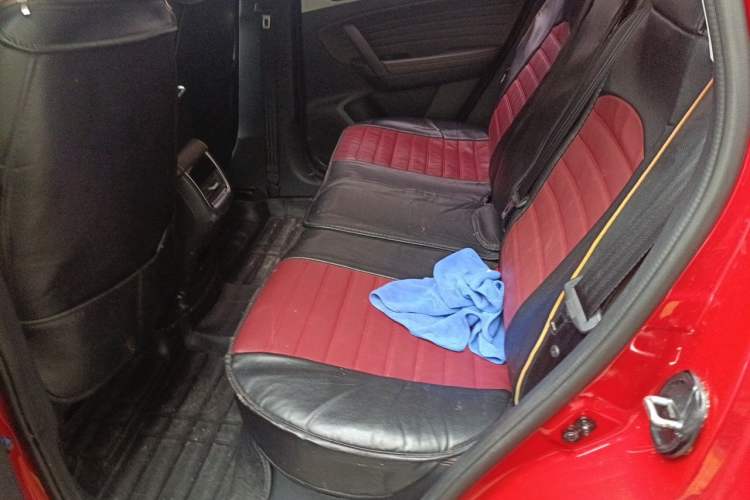 Used CHANGAN CS35PLUS 2018 1.6L Manual Smart Connect Version China V Standard Left Rear Seat
