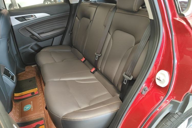 Used CHANGAN CS35PLUS 2018 1.6L Manual Cool Edition China V Standard Left Rear Seat