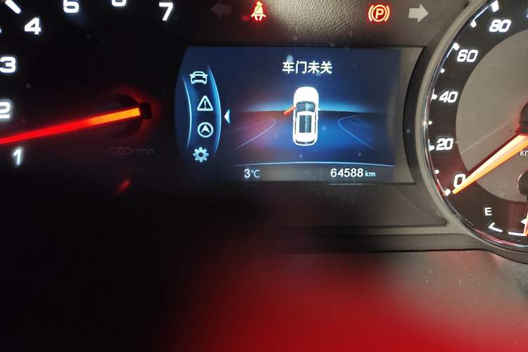 Used CHANGAN CS35PLUS 2018 1.6L Manual Changlian Edition China V Standard Odometer Close Up