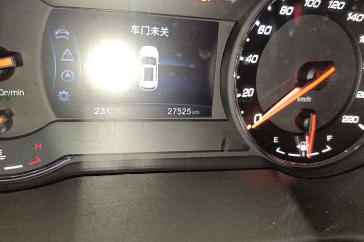 Used CHANGAN CS35PLUS 2018 1.6L Manual Smart Connect Version China V Standard Odometer Close Up