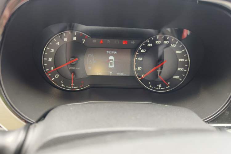 Used CHANGAN CS35PLUS 2018 1.6L Automatic Yue Lian Edition China V Standard Odometer Close Up