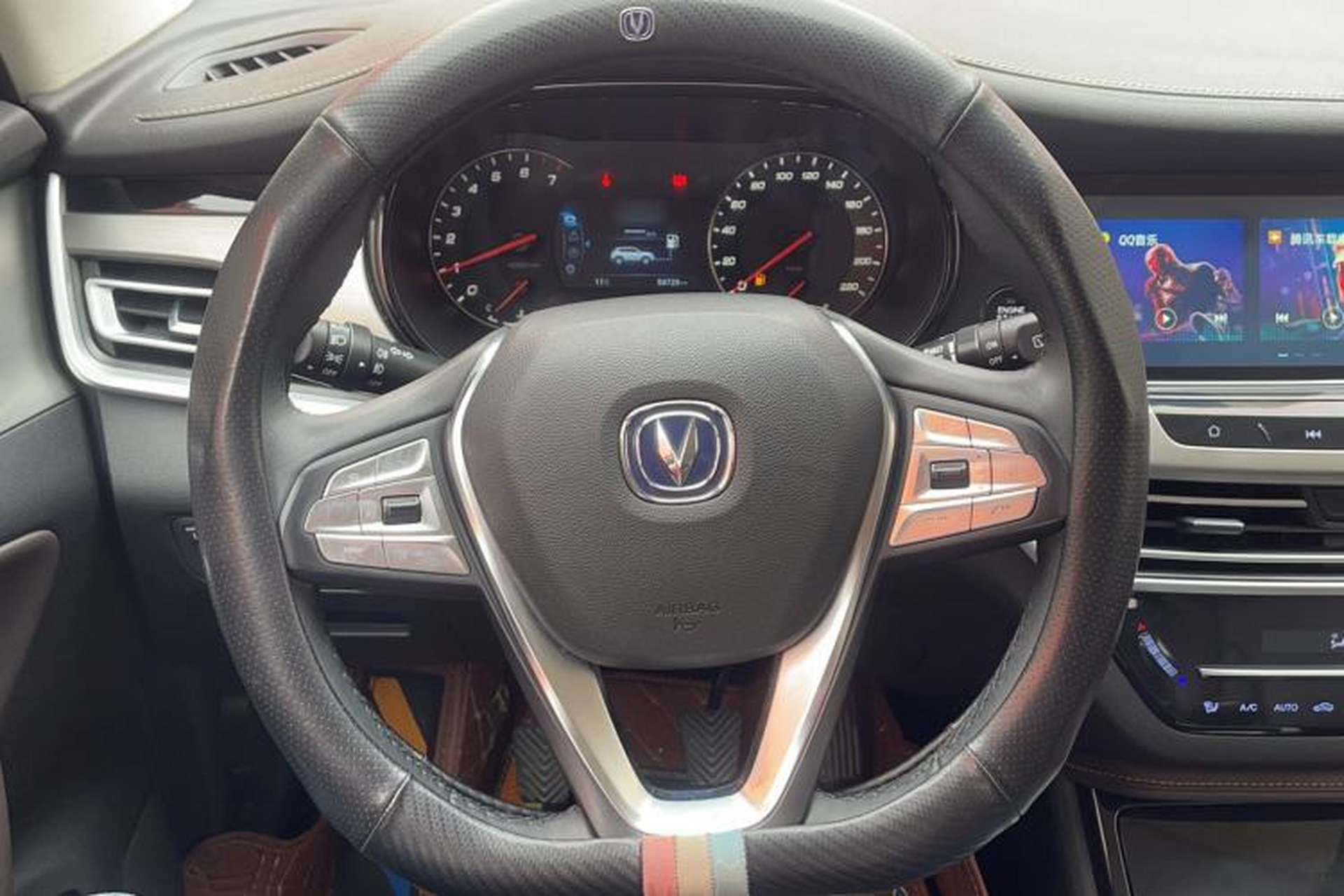 Used CHANGAN CS35PLUS 2018 1.6L Manual Cool Edition China V Standard Steering Wheel