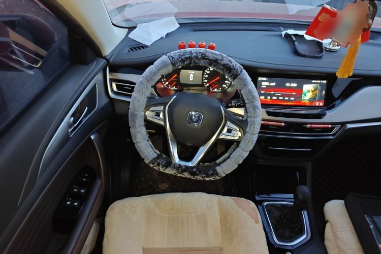 Used CHANGAN CS35PLUS 2018 1.6L Manual Changlian Edition China V Standard Steering Wheel