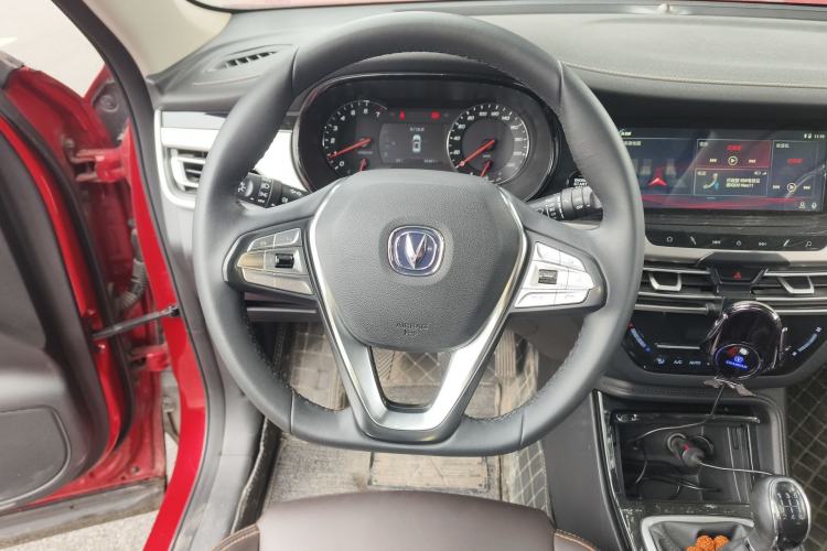 Used CHANGAN CS35PLUS 2018 1.6L Manual Changlian Edition China V Standard Steering Wheel