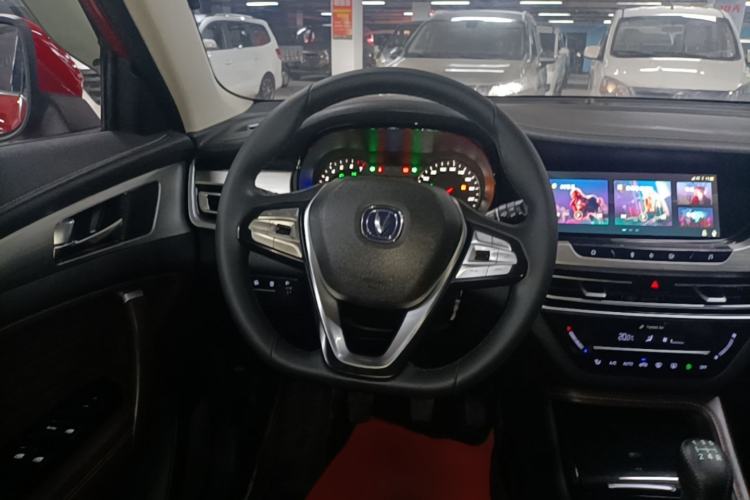 Used CHANGAN CS35PLUS 2018 1.6L Manual Smart Connect Version China V Standard Steering Wheel