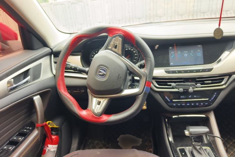 Used CHANGAN CS35PLUS 2018 1.6L Automatic Yue Lian Edition China V Standard Steering Wheel
