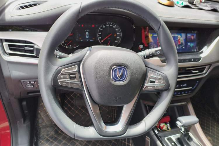 Used CHANGAN CS35PLUS 2018 1.6L Automatic Coolline Version China V Standard Steering Wheel