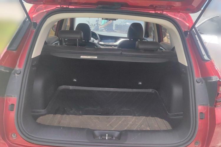 Used CHANGAN CS35PLUS 2018 1.6L Manual Cool Edition China V Standard Trunk
