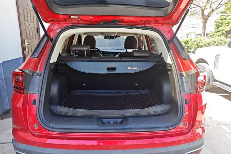 Used CHANGAN CS35PLUS 2018 1.6L Automatic Changlian Edition China V Standard Trunk