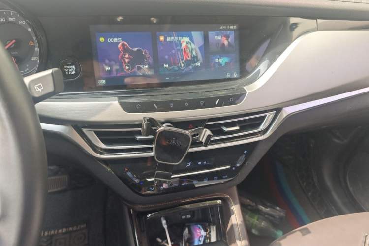 Used CHANGAN CS35PLUS 2018 1.6L Automatic Coolline Version China V Standard Audio And AC Panel