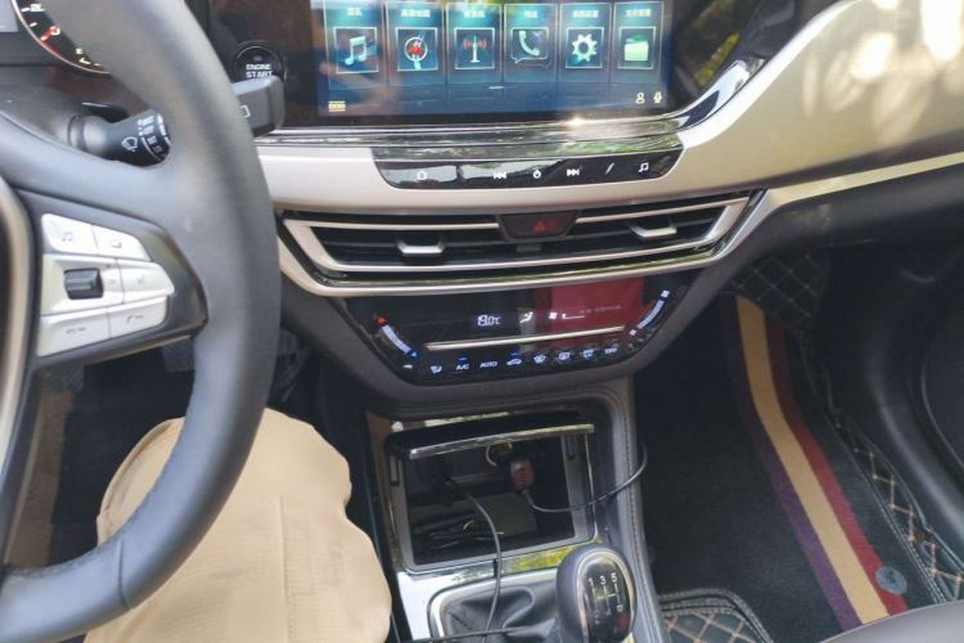 Used CHANGAN CS35PLUS 2018 1.6L Manual Changlian Edition China V Standard Audio And AC Panel