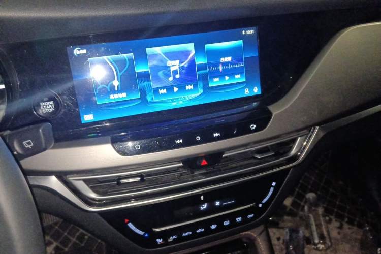 Used CHANGAN CS35PLUS 2018 1.6L Automatic Changlian Edition China V Standard Audio And AC Panel