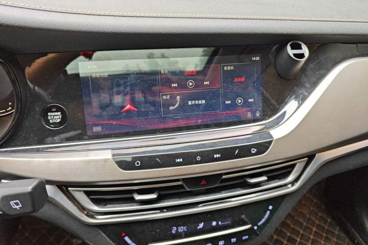 Used CHANGAN CS35PLUS 2018 1.6L Automatic Changlian Edition China V Standard Audio And AC Panel